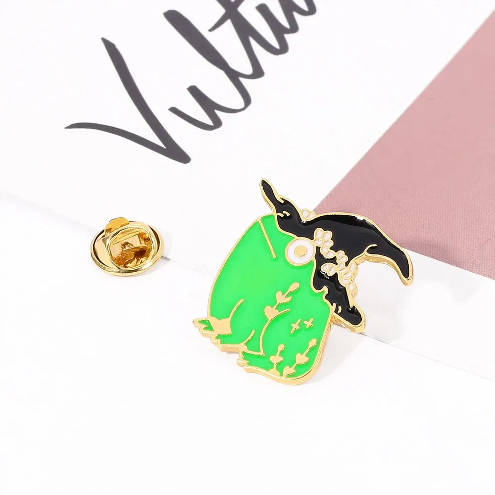 New Witch Frog Metal Enamel Pins Wizard Hat Brooches Bag Clothes Lapel Pin Animal Badge Cartoon Jewelry Gift for Kid Friends
