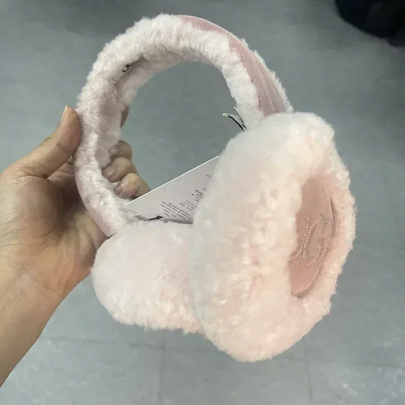 Color: black - 1PC Solid Color Soft Plush Ear Warmer Winter Warm Earmuffs Fashion Ear Cover Outdoor Cold Protection EarMuffs Folding Earflap