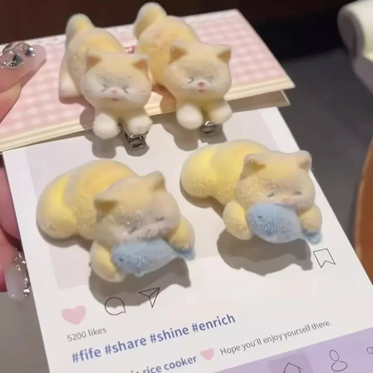 Color: Pink - 1/2pcs New Cat Flocking Hair Clip Plush Cute Cat Fish Hairpin Sweet Kawaii Hair Clips for Girls Kids Headwears Deraction Gifts