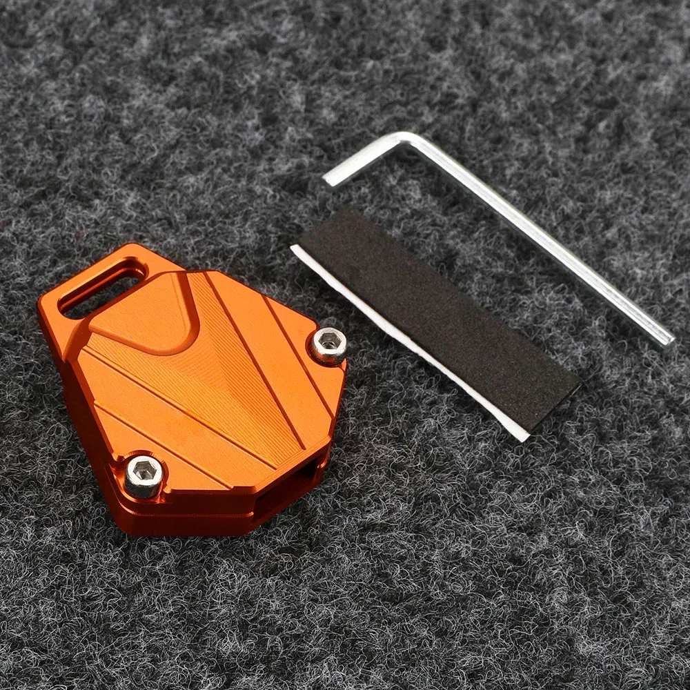 Color: Champagne - CNC Key Cover Cap Keys Case Shell FOR K-T-M Duke 125 200 250 390 690 990 DUKE390 DUKE250 DUKE200 DUKE690 DUKE990 RC 125 200 390