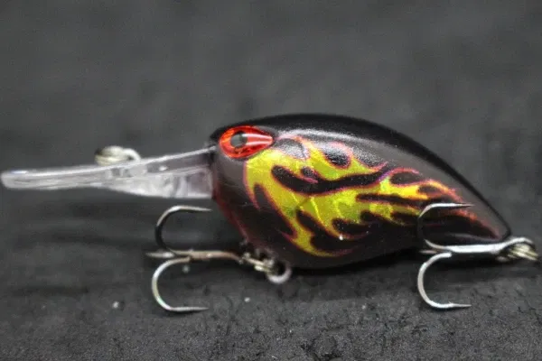 Color: Red - wLure Crankbait Wobble Fishing Lure 6cm 5g Deep Diving Tight Action Fresh Water Hard Bait Floating 8# Hooks Insect Bait C770