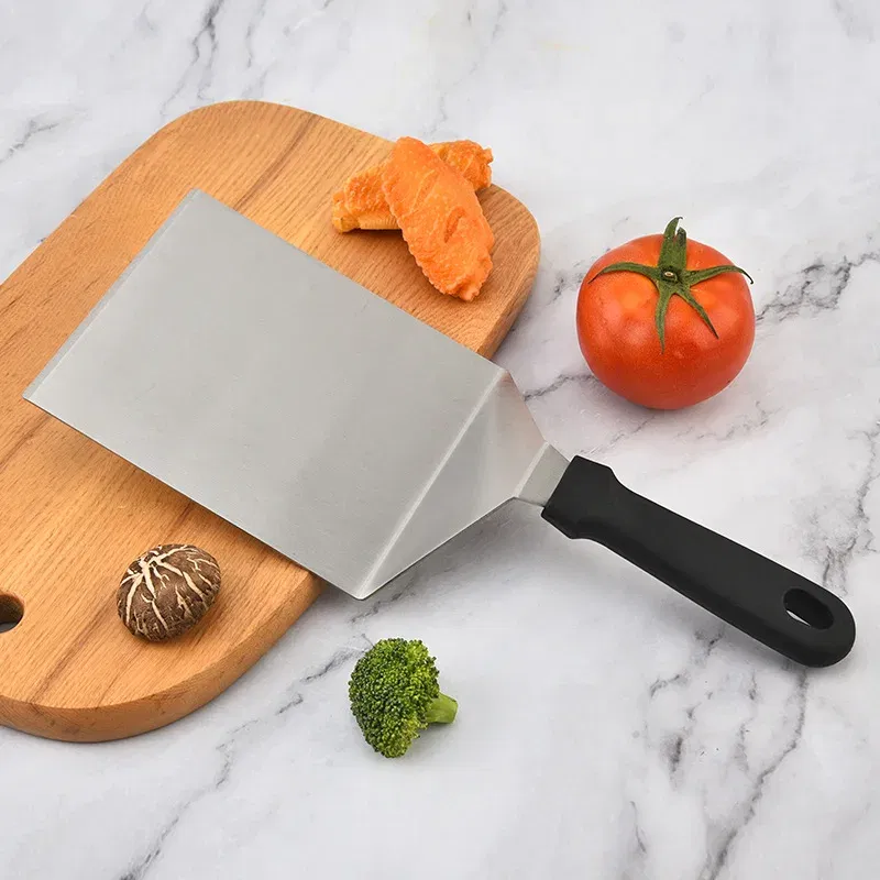 Color: Red - Kitchen Stainless Steel Scraper Cooking Spatula Barbecue Spatula Plate Barbecue Spatula Hamburger Spatula Cooking Utensils