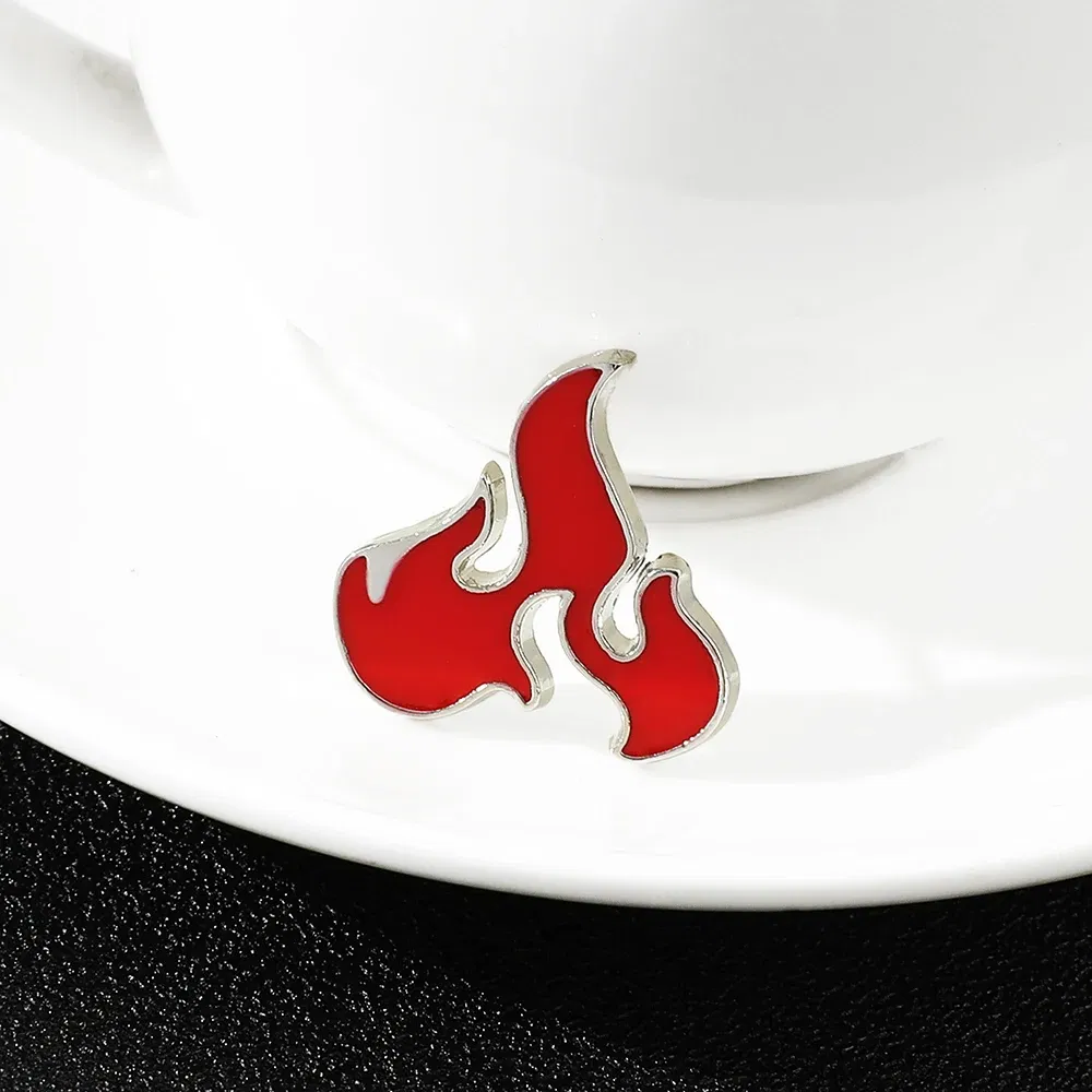 Chic Creative Metal Enamel Flame Torch Mode Brooch Lapel Pin Badge For Women Men Fashion Hip-Hop Punk Jewelry Gifts Accessories