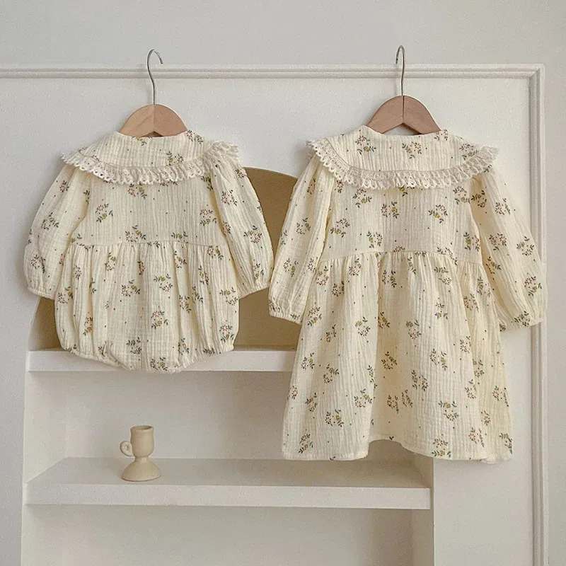 Color: WHITE, Size: Mother 5XL - Spring Baby Girls Long Sleeve Sweet Sisters Flower Print Dress Autumn Infant Rompers Kids Baby Girls Princess Clothes Rompers