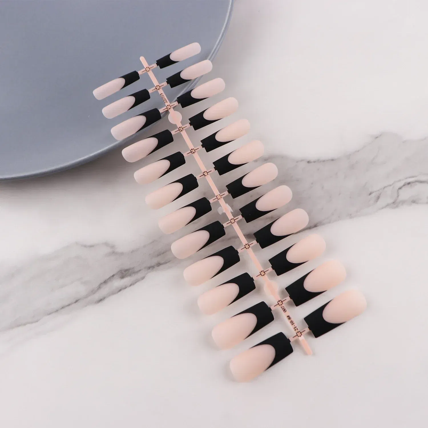 Color: Blue - 24PCS Square Head Matte False Nails Ballet Detachable Full Cover Artificial Fingernails Frosted Press Glue on Fake Nail Tips