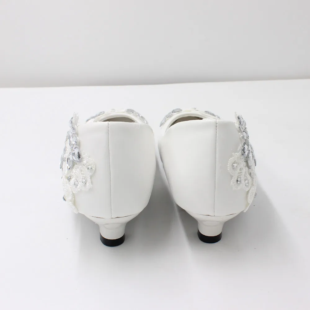 Color: WHITE, Shoe Size: 41, Ships From: CHINA - 【Xingchenmao?‘Low heel large size bridal shoes White large size soft top women's shoes handmade lace simple single shoes BH0710