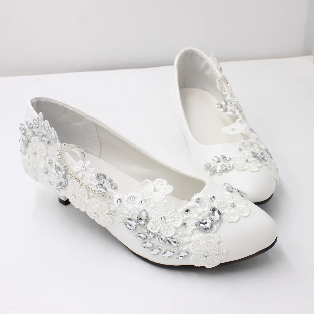 Color: WHITE, Shoe Size: 41, Ships From: CHINA - 【Xingchenmao?‘Low heel large size bridal shoes White large size soft top women's shoes handmade lace simple single shoes BH0710