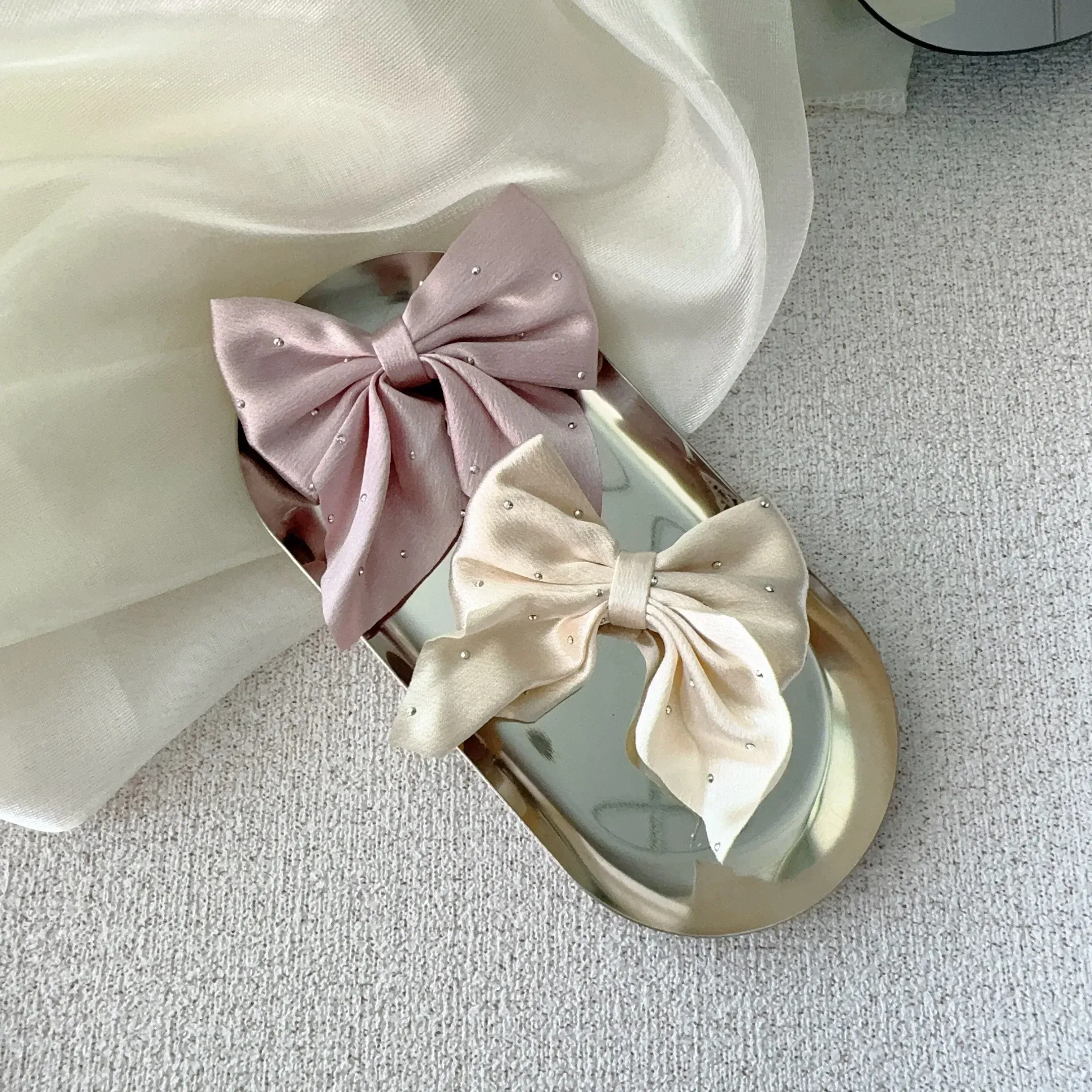 Color: Dark Khaki - 2Pcs Starry Dots Red Velvet Bow Hair Pins Hair Clips Kids Girls Fashion Christmas Barrettes Ponytail Holder Headwear Accessories