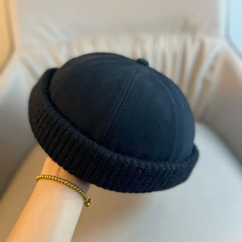 Color: WHITE - Autumn and Winter Melon Skin Hat, Fashionable Brimless Sailor Hat, Men's and Women's Casual Fashionable Street Hat