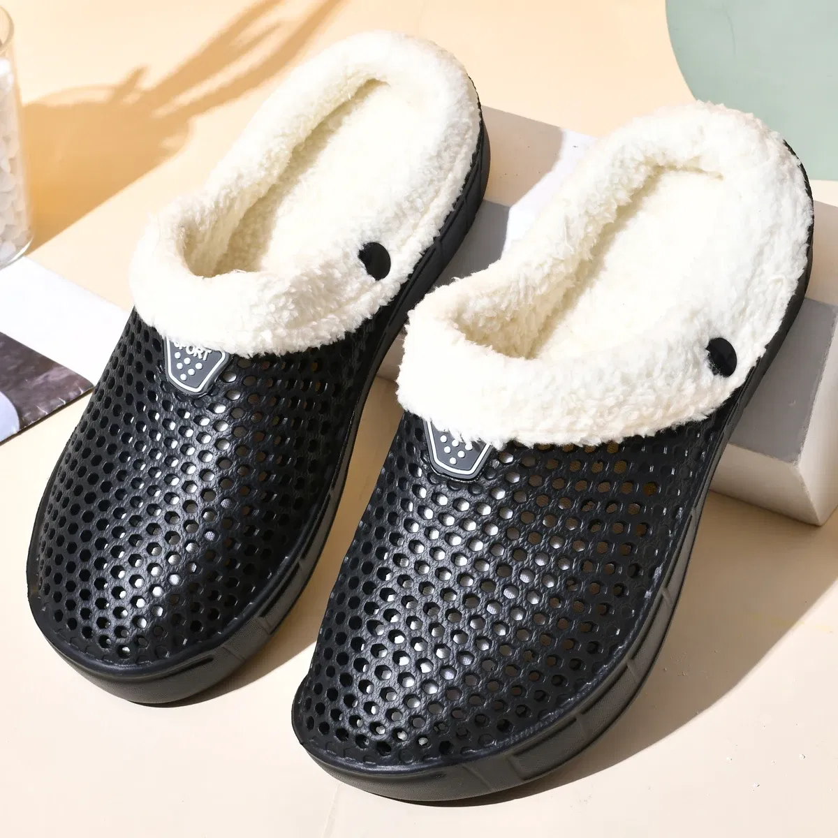 Color: WHITE, Shoe Size: 38 - Couple Style Men's and Women's Cotton Slippers Winter Warm Plus Velvet Thickened Clogs Mule Shoes