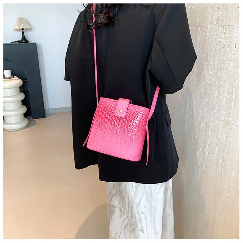 Color: Brown, Size: Mini(Max Length