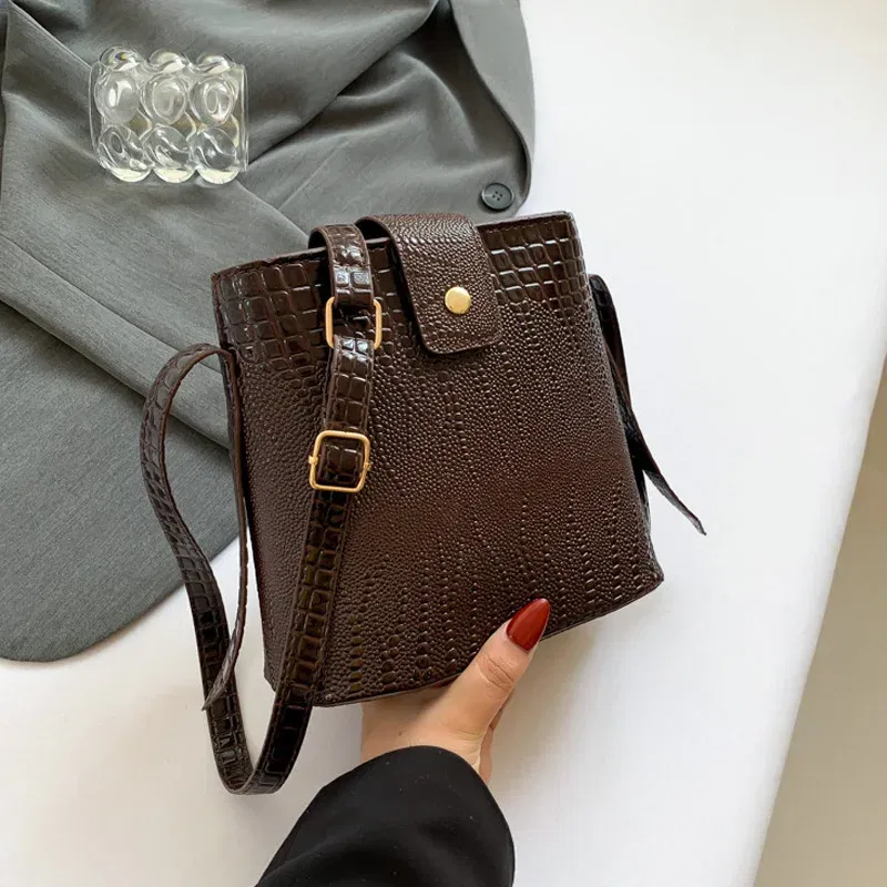 Color: Brown, Size: Mini(Max Length