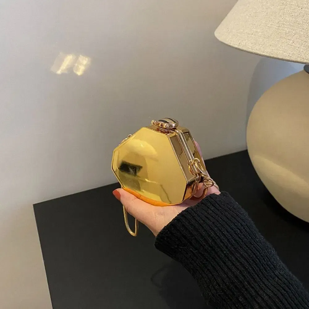 Color: Sky blue - New Shoulder Bag Women's Chain Mini Small Square Totes Bag Designer Luxury Messenger Bag Ladies Crossbody Bags Shoulder Bag