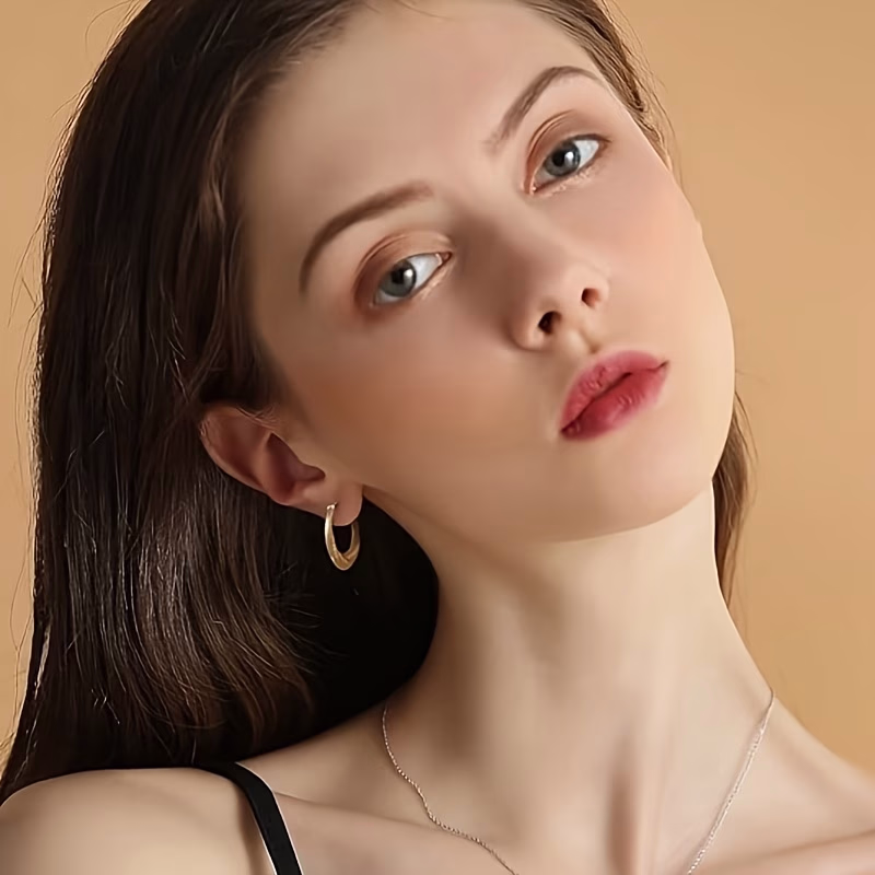 925 Sterling Silvery Spiral Earrings with Golden Beads – Elegant and Exquisite Charm