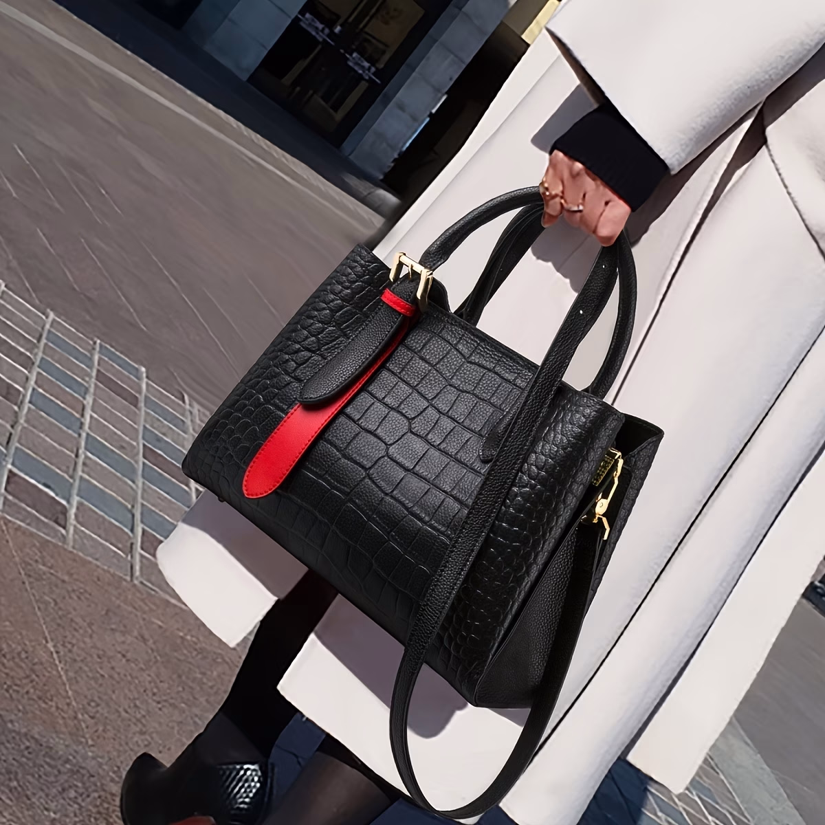 ZOOLER Premium Elegant Genuine Leather Women's Handbag with Crocodile Pattern – Large Capacity, Versatile for Daily Use