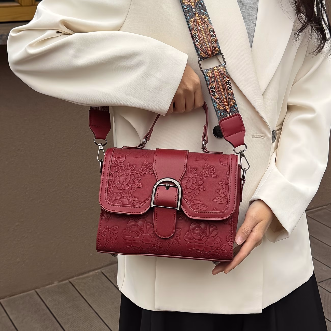 LABOONOO Fashionable Casual Versatile Handbag Crossbody Bag – Niche Foreign Style Light Luxury Shoulder Bag