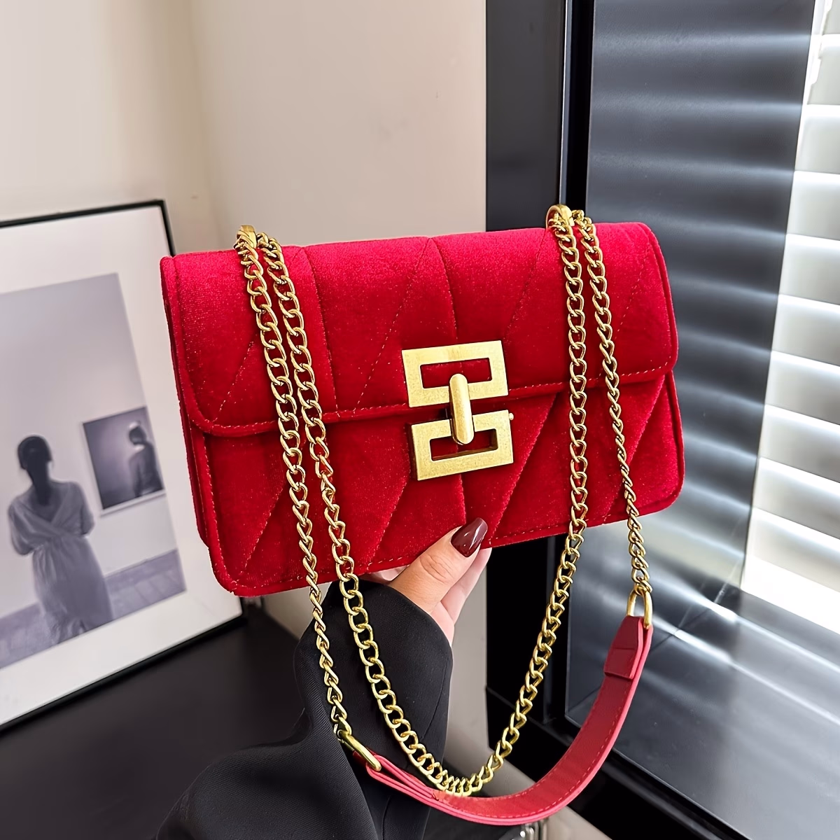 LABOONOO Women's Shoulder Bag – Retro Elegant Niche Design with Embroidered Line and Chain Corduroy Strap