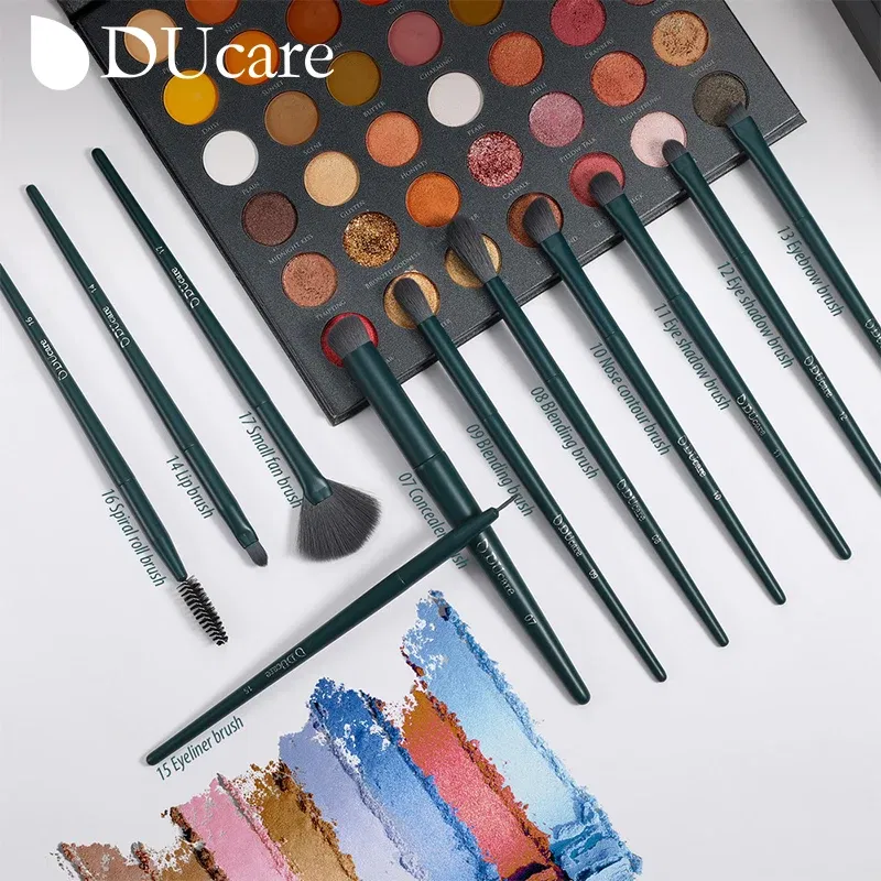 Handle Color: Green, Ships From: CHINA - DUcare Professional Makeup Brushes kits Synthetic Hair 17Pcs with Sponge & cleaning tools Pad for Cosmetics Foundation Eyeshadow