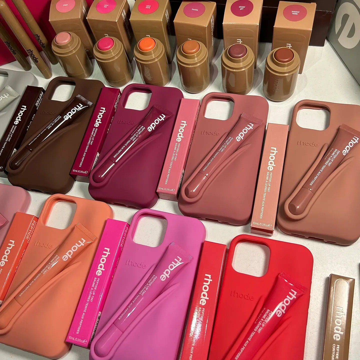 Material: Wood, Color: Gold, Bundle: Bundle1 - With Lipstick Phone Case for iPhone 17 13 14 15 16 17 Pro Max Plus 12 17 Air Silicone Lip Gloss Holder Hot INS Soft Cover Funda