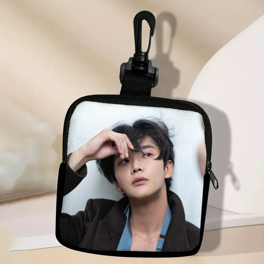 Color: Silver - SF9 Rowoon Zipper Coin Purse Women's Simple Handbag Card Package Coin Bag  Purse Key Earphone Pouch 3.3