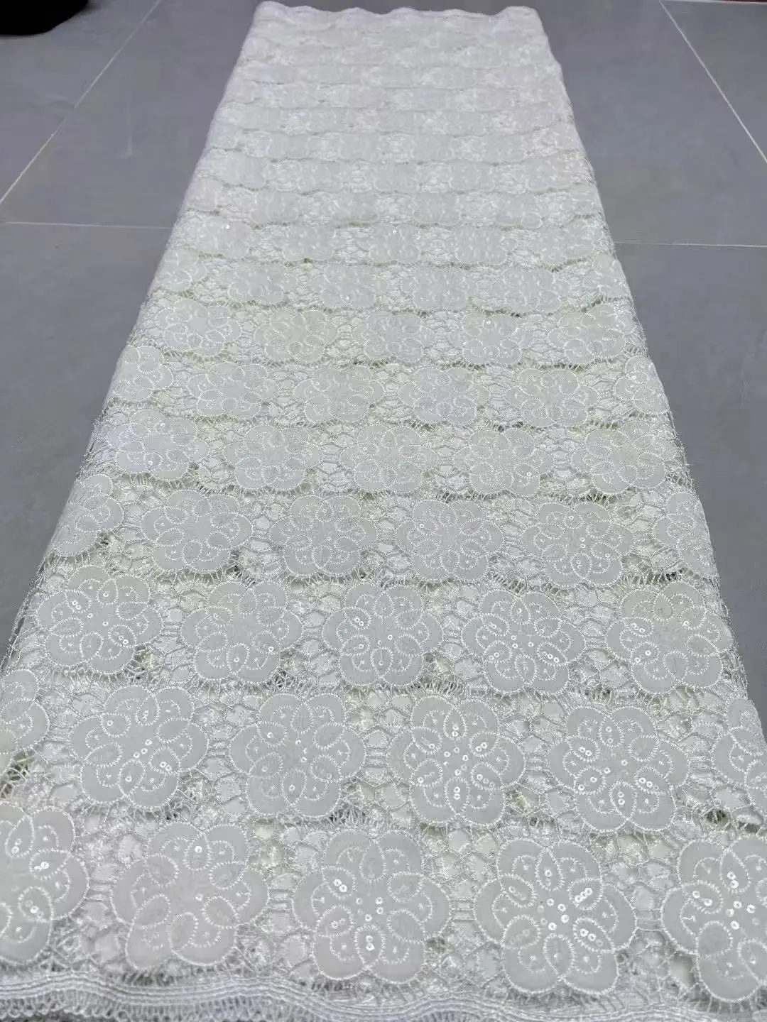 Color: Beige, Width: 120cm, Length: 5 yards - Laser Cut Guipure Velvet Lace Fabric 2025 African Nigerian French Velvet Lace Fabric Luxury Korea Lace For Wedding Party Sewing