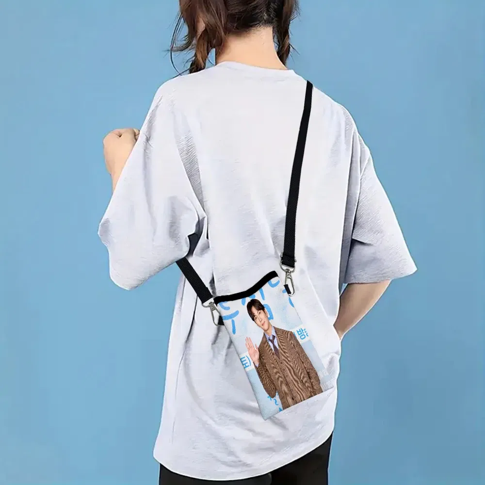 Color: Pink, Size: Extra Large - Ji Chang Wook Phone Bag Adjustable and Detachable Strap Designed for Women Crossbody Convertible ShoulderBag3.3