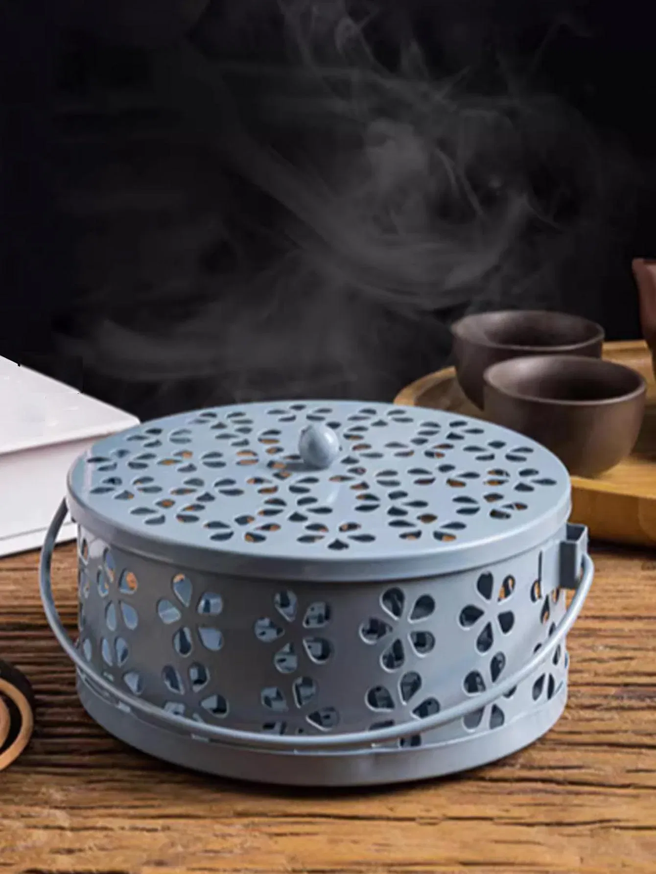 Color: Blue - Mosquito-repellent fireproof mosquito-repellent household with cover wrought iron sandalwood mosquito incense burner