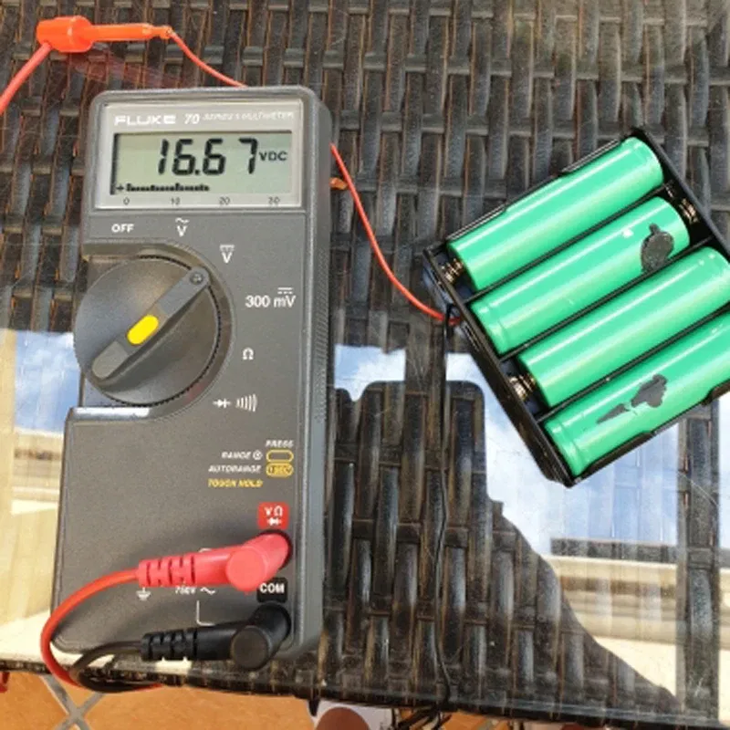 Color: black - New 18650 Power Bank Cases 1X 2X 3X 4X 18650 Battery Holder Storage Box Case 1 2 3 4 Slot Batteries Container With Wire Lead