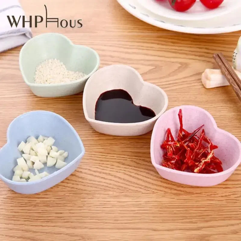 Color: green - n.Mini Cute Love Heart Shape Wheat Straw Bowl Vinegar Seasoning Solid Soybean Dish Sauce Salt Snack Small Plate Kitchen Supplies