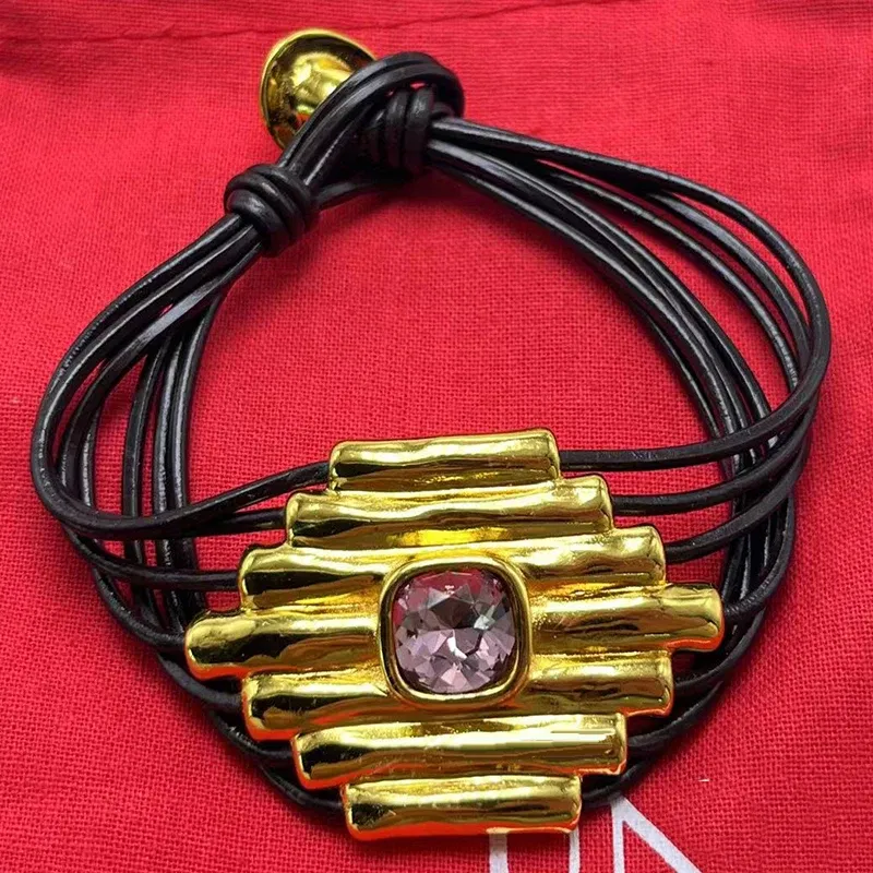 Metal Color: ROSE GOLD COLOR - gift of New Hot Spanish jewelry lightweight luxury jewelry bracelet ladies party exquisite accessories high-quality gifts