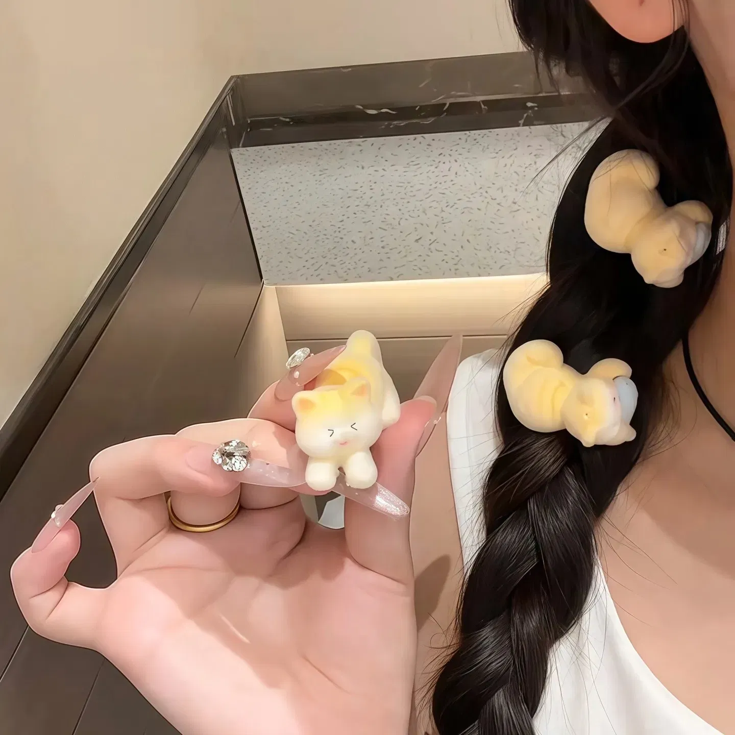 Color: GRAY - 1/2pcs New Cat Flocking Hair Clip Plush Cute Cat Fish Hairpin Sweet Kawaii Hair Clips for Girls Kids Headwears Deraction Gifts