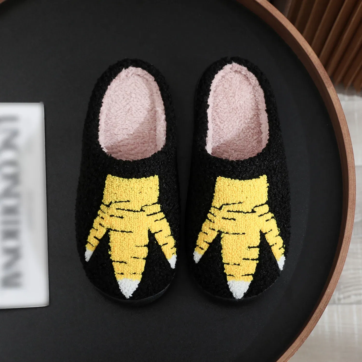 Color: black, Shoe Size: 44 - Winter stuffed Shoes Funny Chicken Claw stuffed Shoes Thick stuffed Thick Bottom Lightweight Fur Slippers