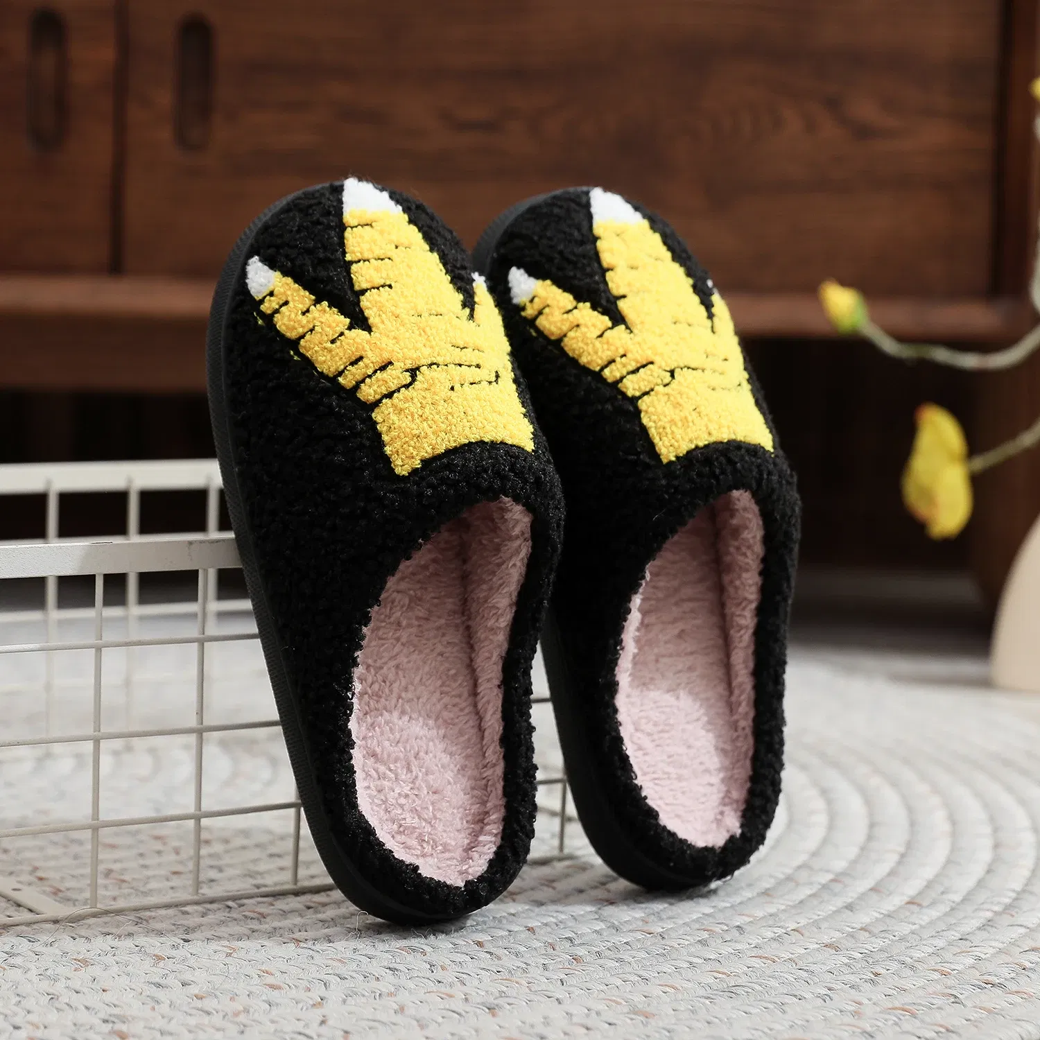 Color: black, Shoe Size: 44 - Winter stuffed Shoes Funny Chicken Claw stuffed Shoes Thick stuffed Thick Bottom Lightweight Fur Slippers