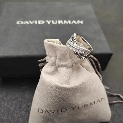 Gem Color: WHITE, Ring Size: 9 - Get Your Sparkle On With 2024'S Latest Fashion Accessory - S925 Silver Dy Ring With Jewel Accents!