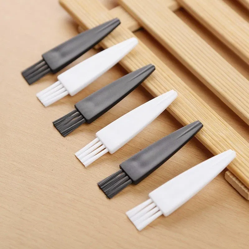 Color: WHITE - 20pcs Mini Brushes Cleaning Dust Remover Anti Static Nylon Bristles PP Handle Portable Tool PC Keyboards Phone Electronic Device