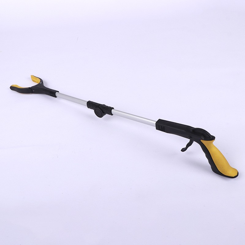 Foldable Grabber With 360° Swivel Clip