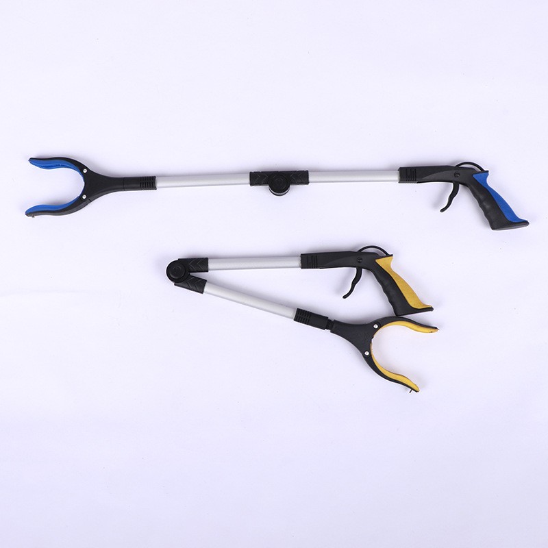 Foldable Grabber With 360° Swivel Clip