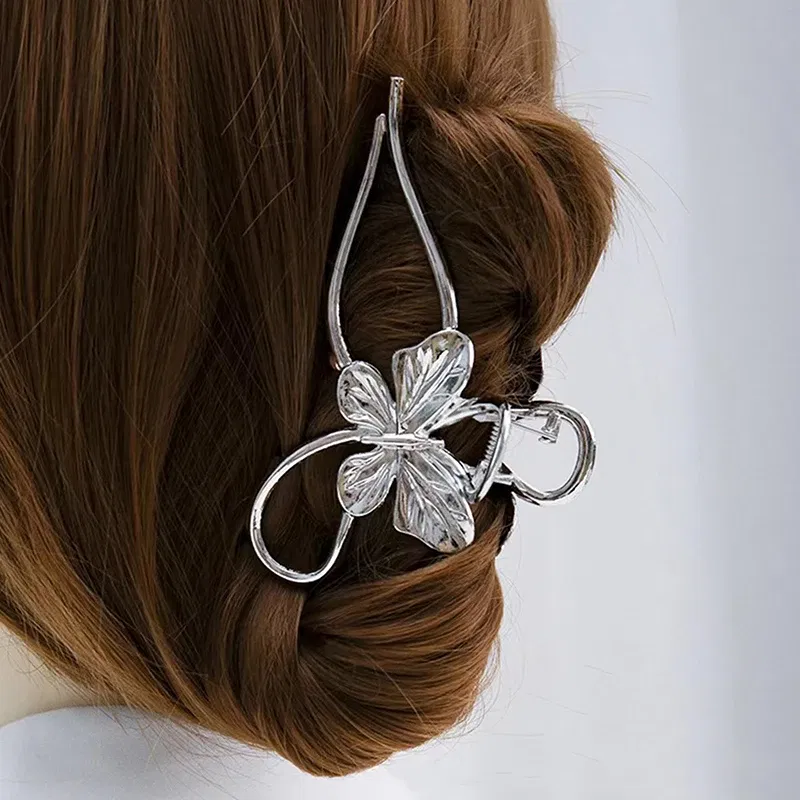 Color: Champagne - Korean Style Fashion Cool Metal Hair Claws Temperament Personality Shark Clips For Women Simple Headwear Hair Accessories