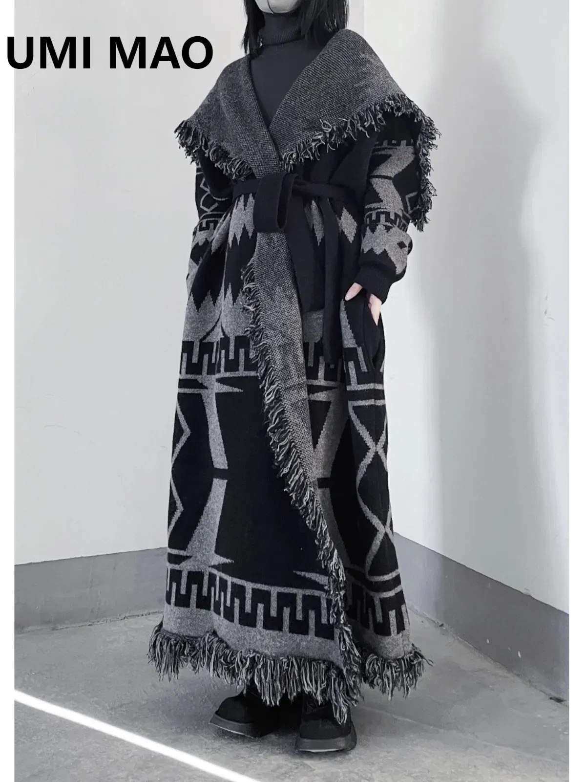 UMI MAO Female Overcoat High Weight Small Niche Big Lapel Tassel Edge Sweater Long Coat Lazy Style Retro Jackets  Femme Y2K