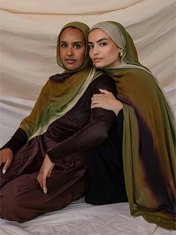 Color: Beige - 1Pcs Ramadan Hijab Leopard Print Women Bohemian Watercolor Soft Muslim Hijabs Floral Breathable Shawl Wrap Scarf Headscarf Warm