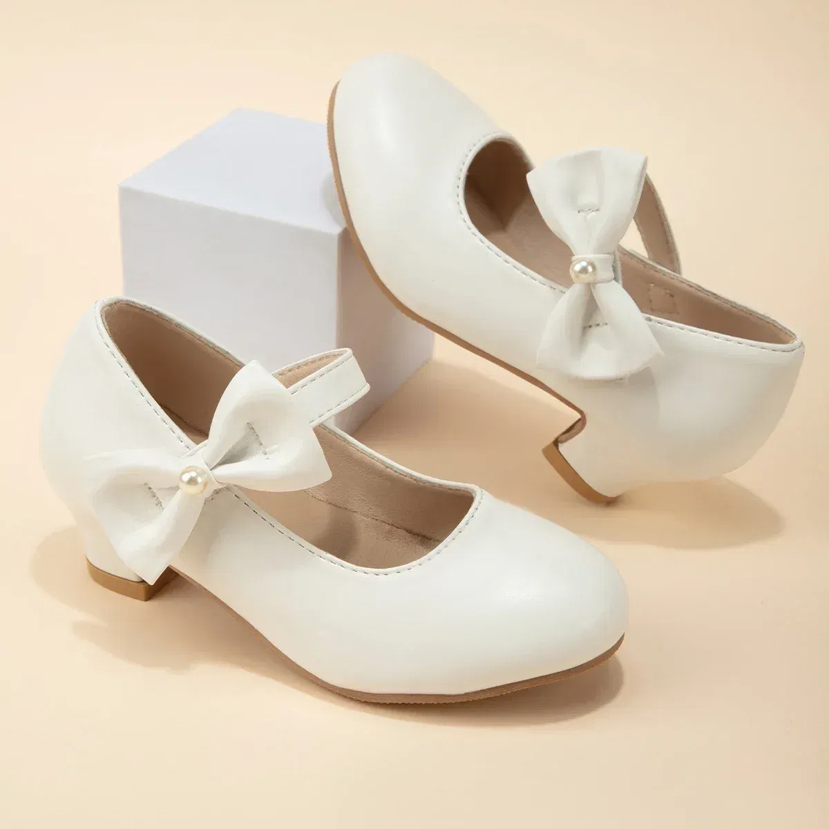 Shoe Size: 31, Color: WHITE - Children's Bowknot Wedding Party Princess Shoes Big Kids White Gold Dance Dress Shoes Small Square Heel Children's Shoes