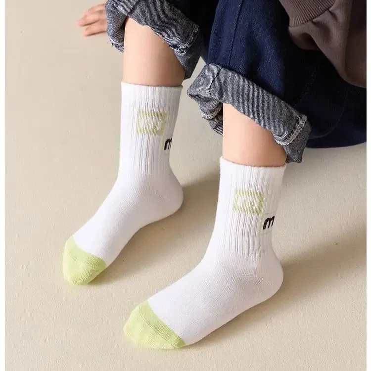 Color: black, Size: 10-12T - 1-14T Children's Socks Autumn Cotton Socks 5 pairs/bag Kids Spoty Socks Boys Baby Mid Calf Socks