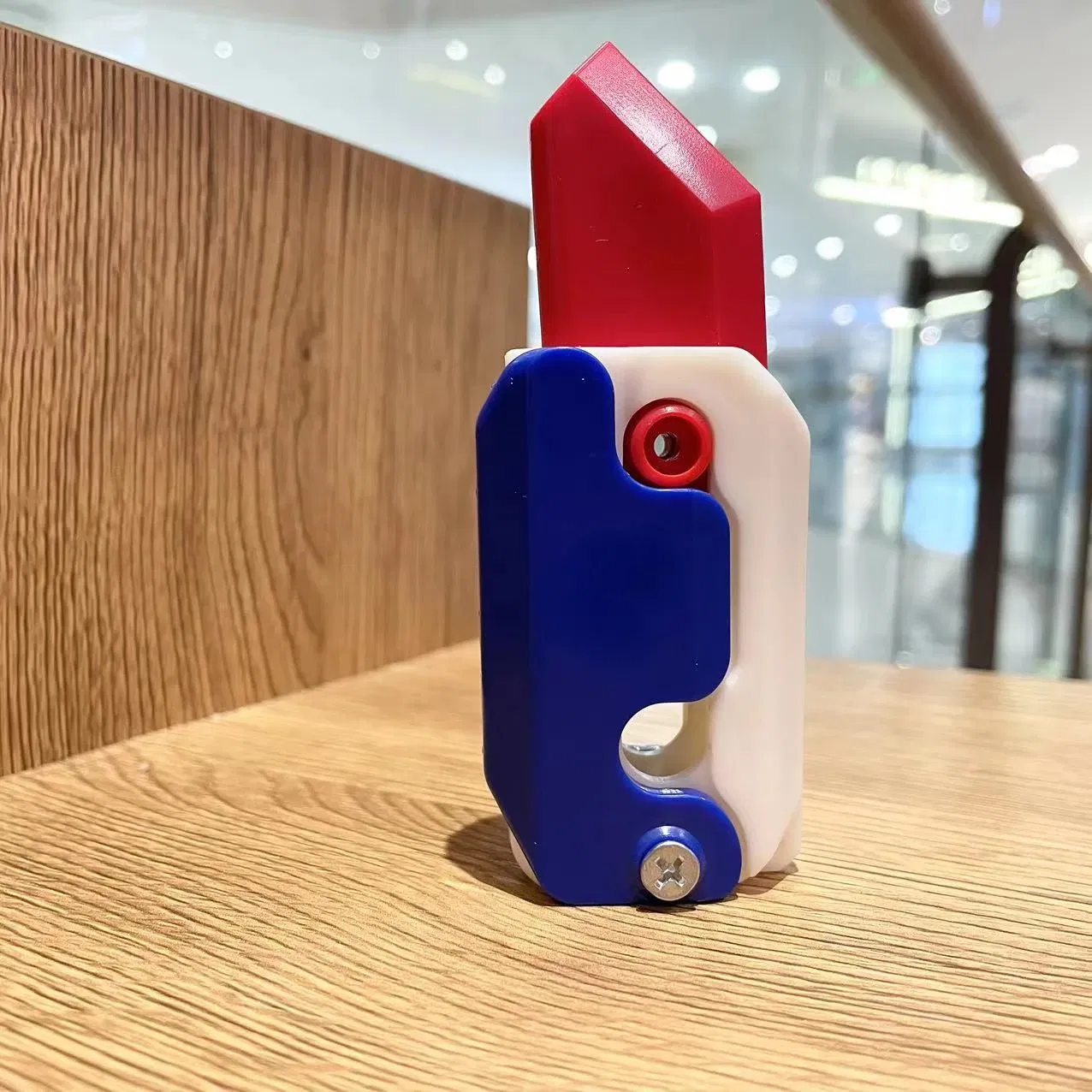 Color: light yellow, Ships From: CHINA - Gravity Folding Claw Knife Radish Knife 3d Printing Gravity Knife Small Radish Knife Push Card Decompression Fidget  Mini Toy