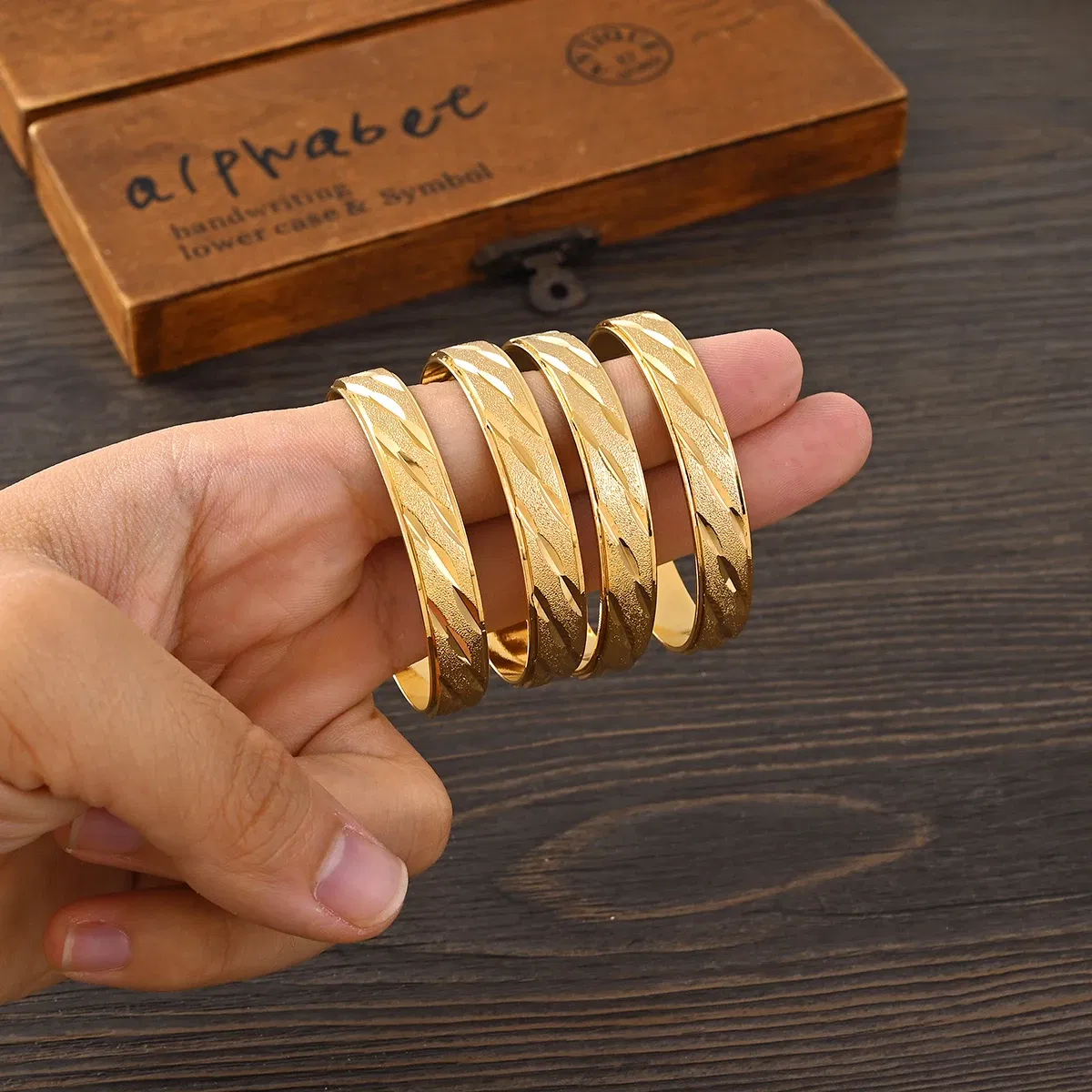 Metal Color: Silver Plated, Ships From: CHINA - 4PCS 24K Gold Plated 45MM Cute Kid Size Bangle High Quality Dubai Ethiopian Bracelet Africa Party Gifts