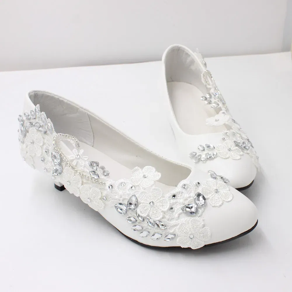Color: WHITE, Shoe Size: 34, Ships From: CHINA - 【Xingchenmao?‘Low heel large size bridal shoes White large size soft top women's shoes handmade lace simple single shoes BH0710