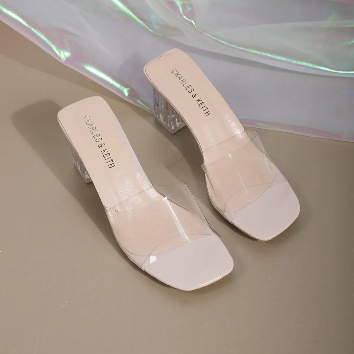 Color: Beige, Shoe Size: 38 - Fashionable and Elegant Women's High-heeled Sandals with Thick Heels and Square Heads,  New Transparent Casual Versatile Sandals