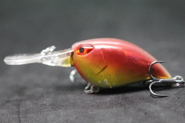 Color: IVORY WHITE - wLure Crankbait Wobble Fishing Lure 6cm 5g Deep Diving Tight Action Fresh Water Hard Bait Floating 8# Hooks Insect Bait C770