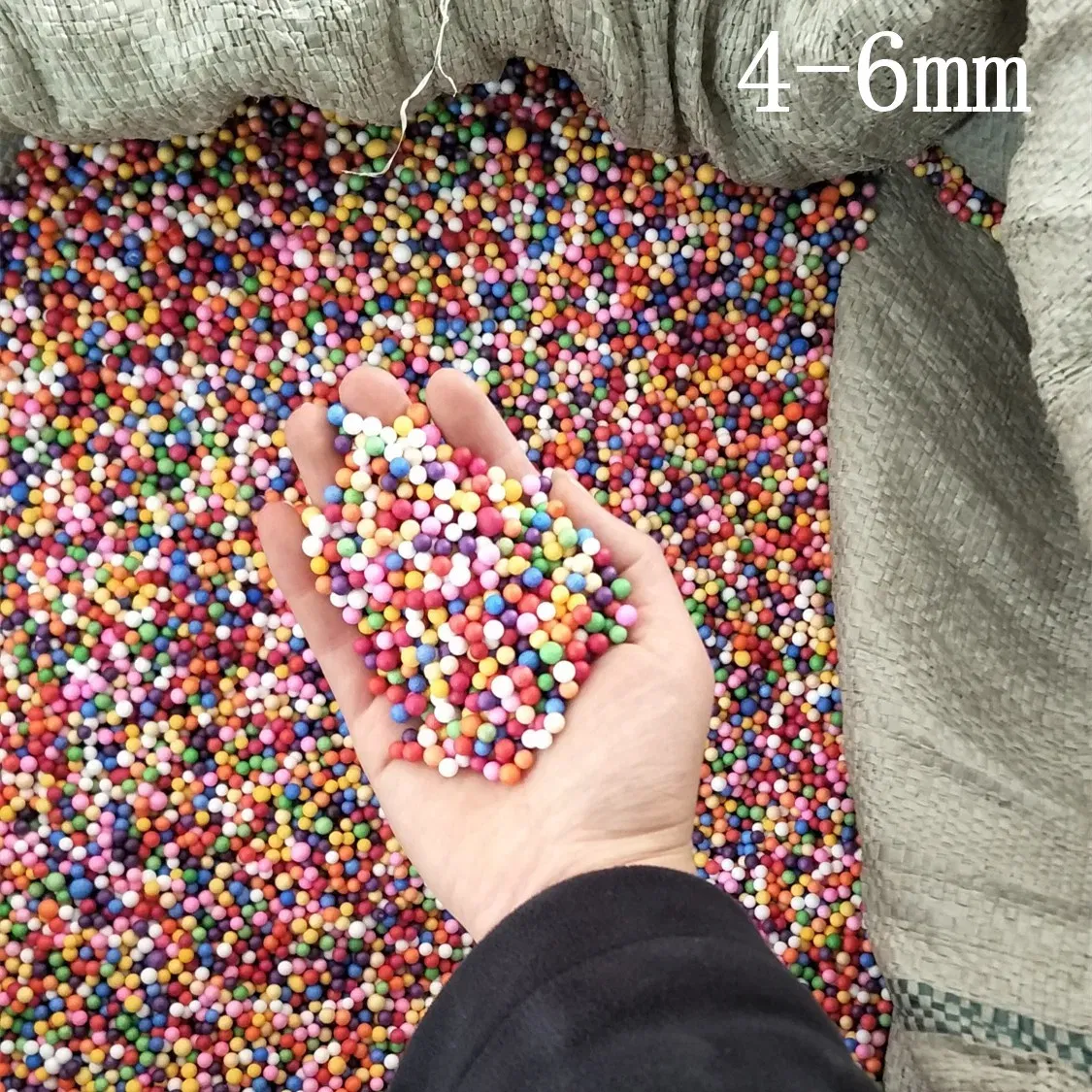 Color: Red, Ball Diameter: 1.5cm - 4-6mm 15g Polystyrene Styrofoam Plastic Foam Coffee Brown Chocolate Mini Beads Balls DIY craft Filler Assorted Colours