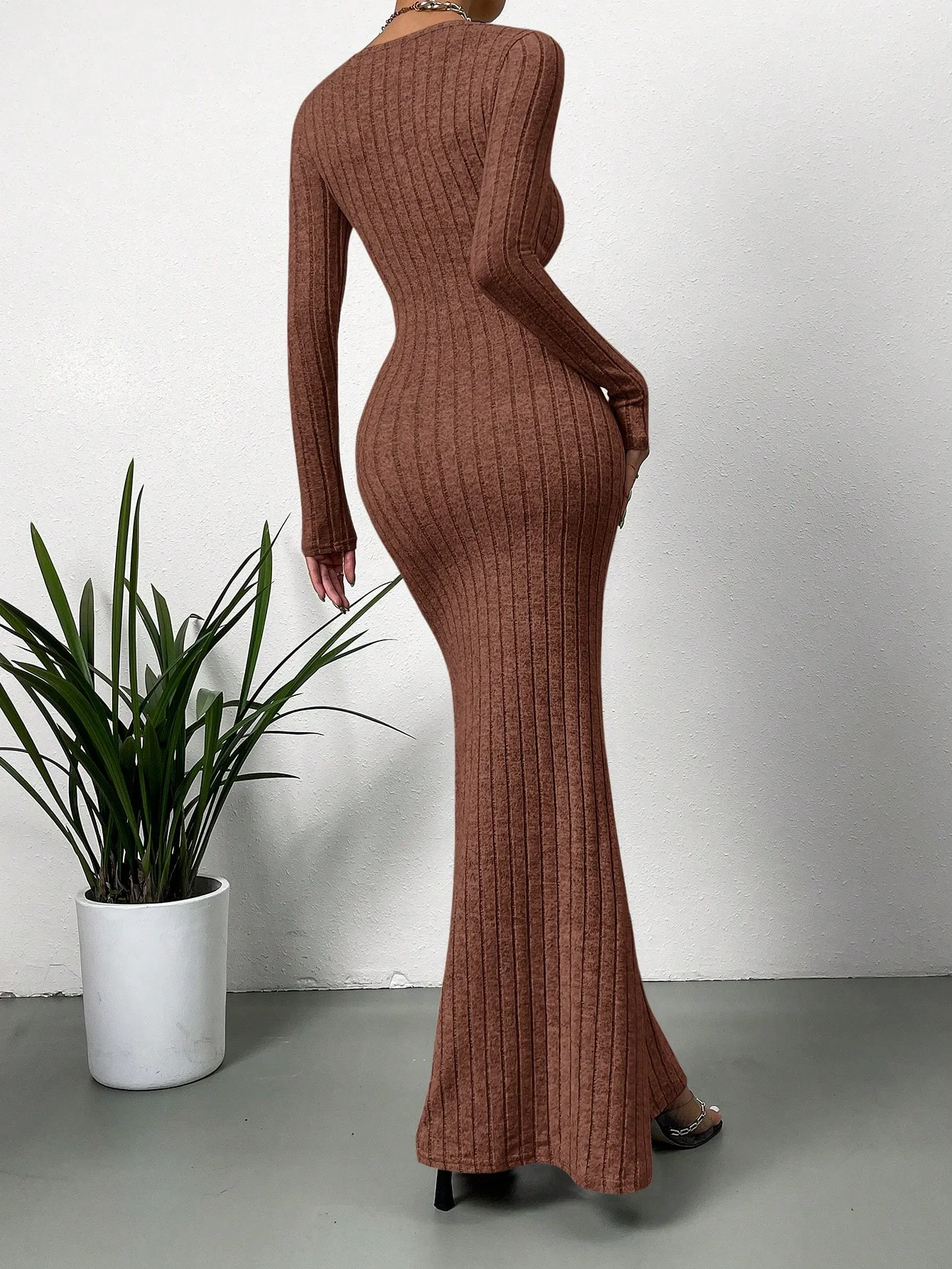 Color: Dark Brown, Size: XS - Women's Sexy Square Neck Mid-Length Knitted Dress Slim Fit Retro Long-Sleeved Wrap Hip Robe for Fall