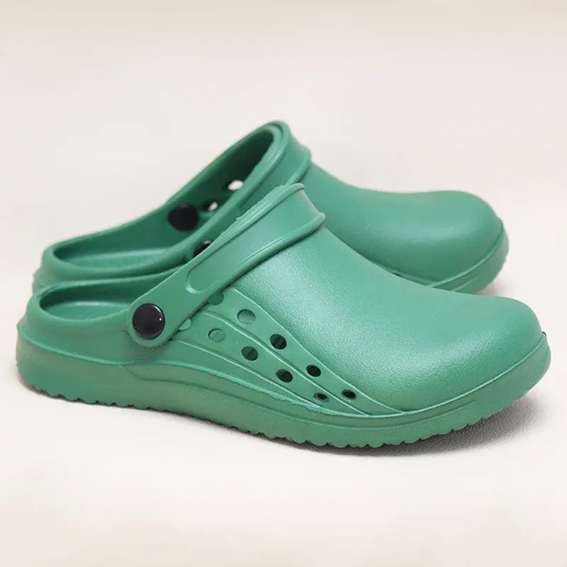 Color: army green, Shoe Size: 35 - High Quality Scrub Shoes Non-slip Dentist Nursing Clogs Healthcare Service Work Slippers Soft Operating Room Protective Clogs